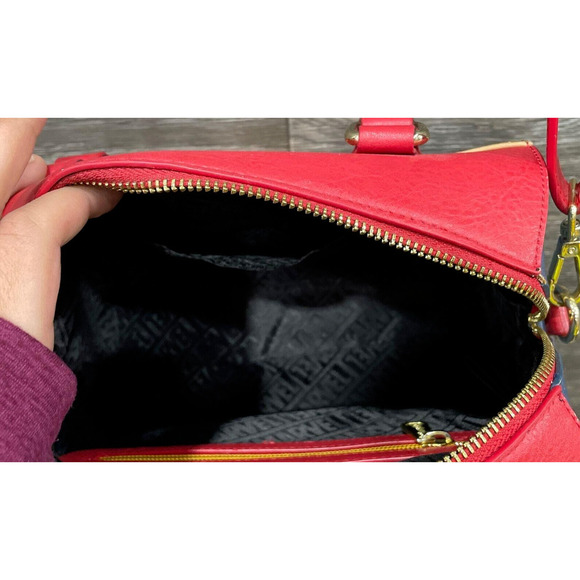 Loungefly Marvel Captain Marvel Bag Purse Handbag Strap Crossbody USA Star Red - Picture 4 of 5